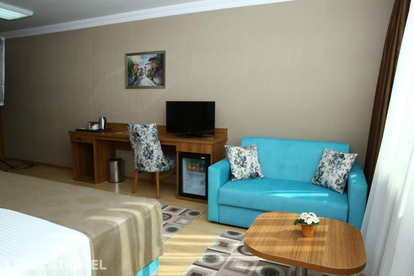 фотографии номера Трехместный делюкс отеля Golden Lounge Hotel в Турция(Пендик) - фото №51