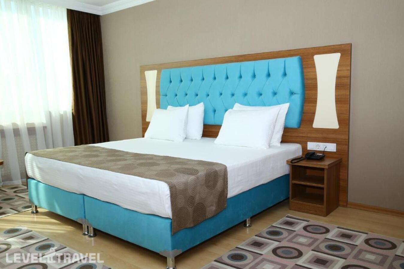 фотографии номера Трехместный делюкс отеля Golden Lounge Hotel в Турция(Пендик) - фото №62
