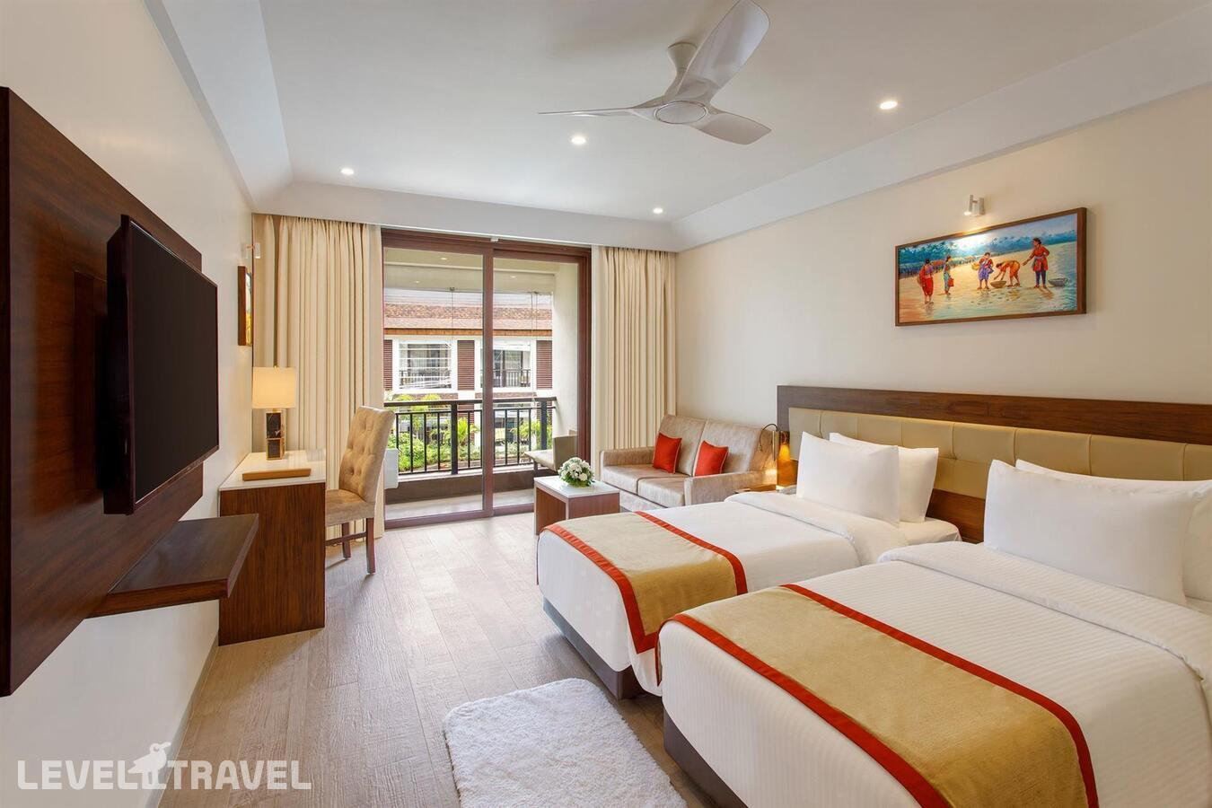 фотографии номера Делюкс с видом на бассейн отеля Sobit Sarovar Portico Goa Palolem в Индия(Палолем) - фото №2