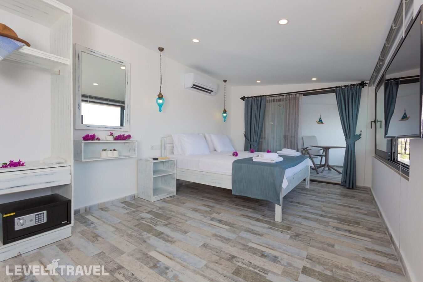 фотографии номера Номер для новобрачных отеля Payam Hotel в Турция(Каш) - фото №4