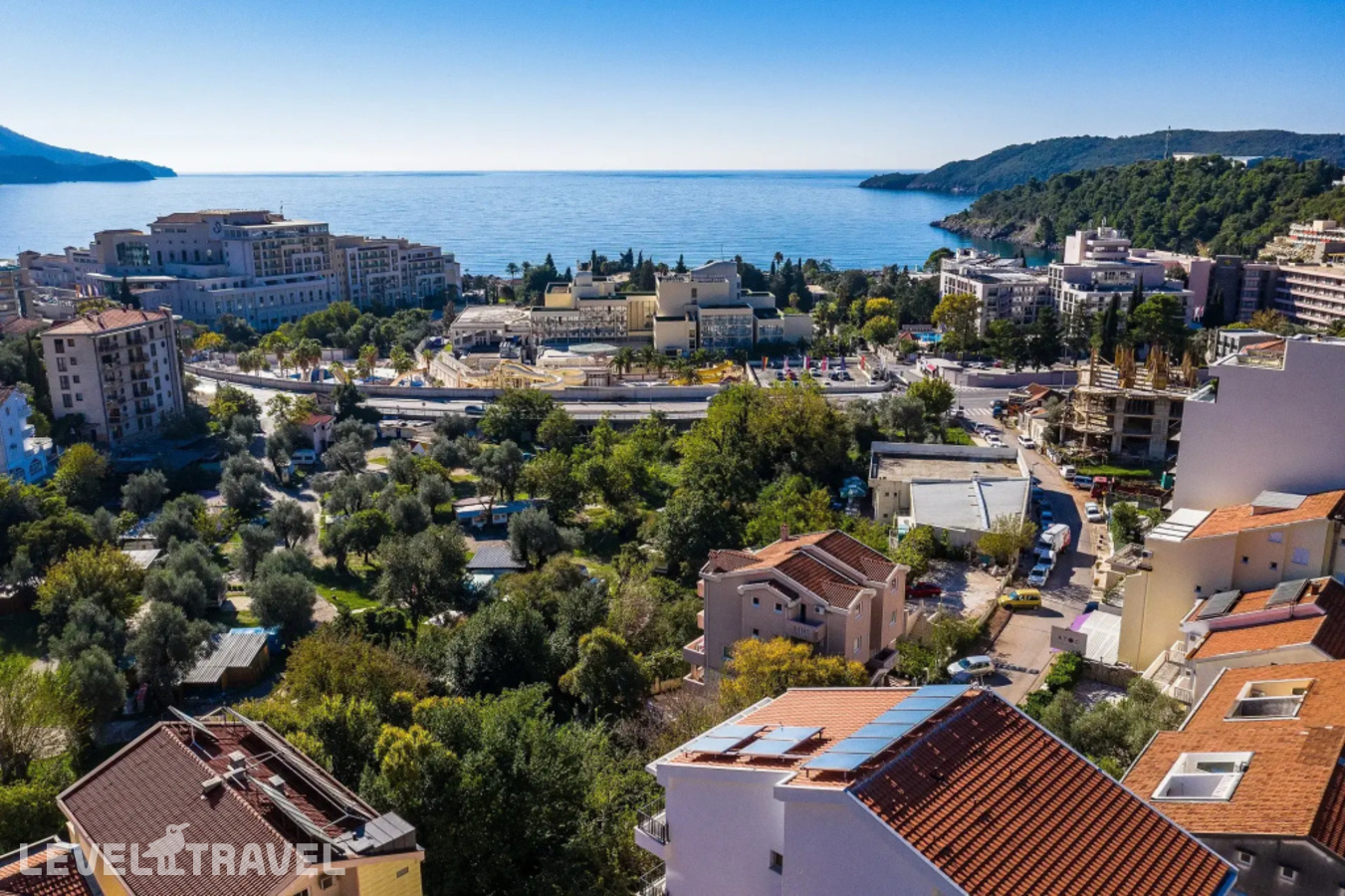 Улучшенный с балконом с видом на море (двуспальная кровать) — фото 2
