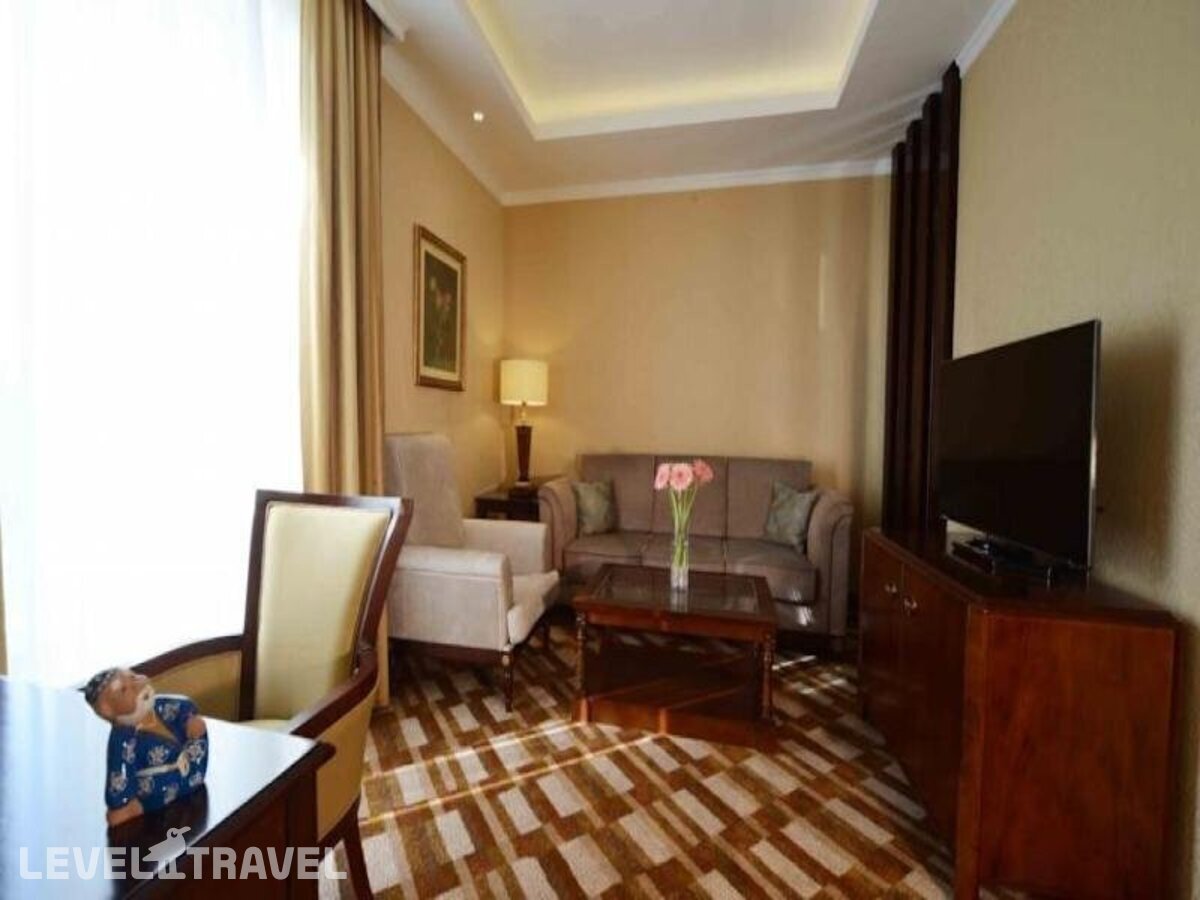 фотографии номера Улучшенный номер отеля Lotte City Hotel Tashkent Palace в Узбекистан(Ташкент) - фото №6