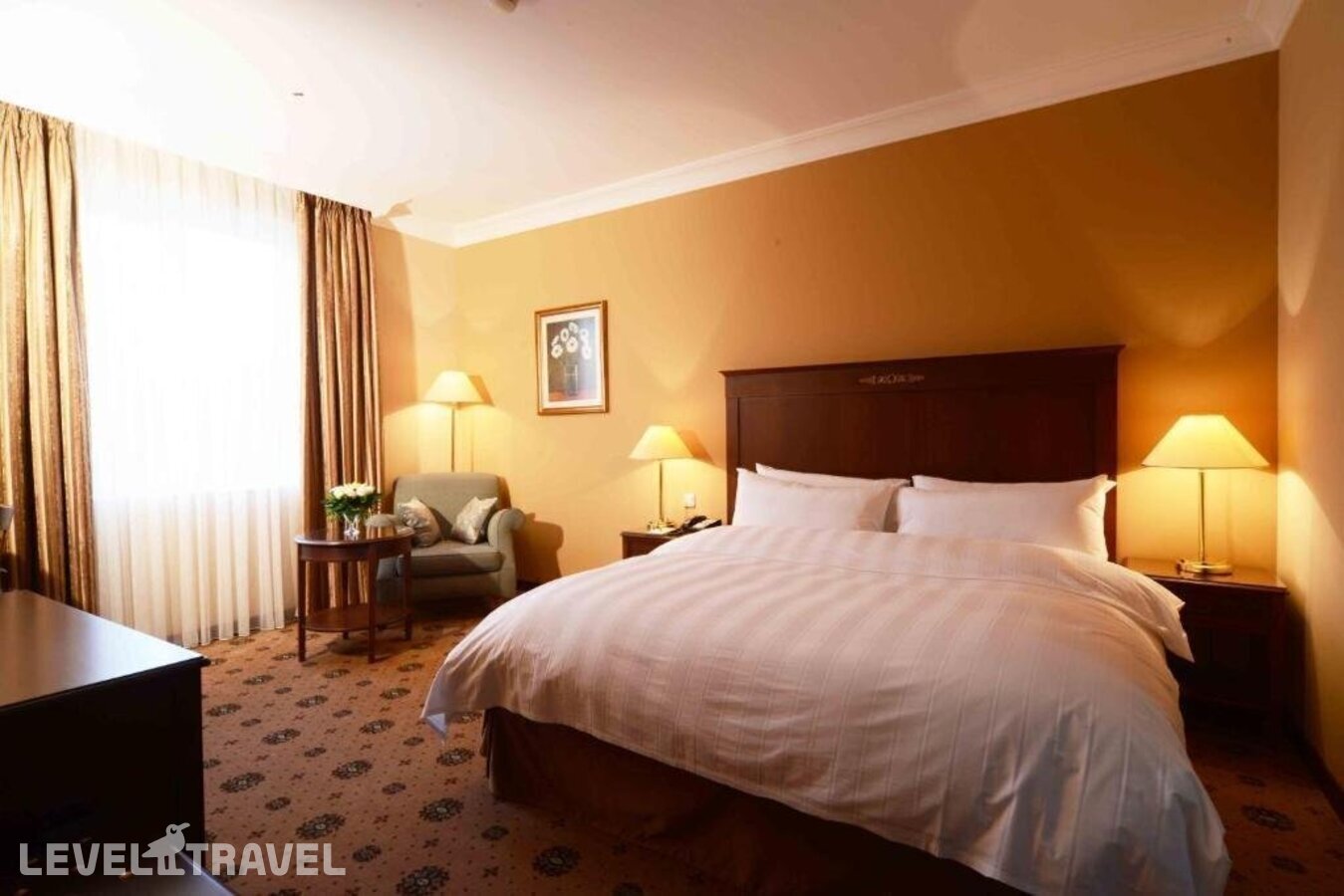 фотографии номера Полулюкс отеля Lotte City Hotel Tashkent Palace в Узбекистан(Ташкент) - фото №4