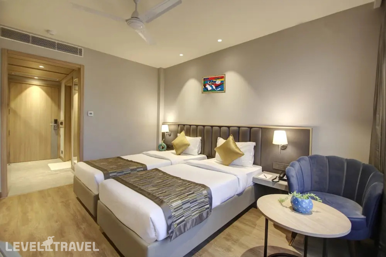фотографии номера Стандартный номер отеля East Park Inn Karol Bagh в Индия(Нью-Дели) - фото №1