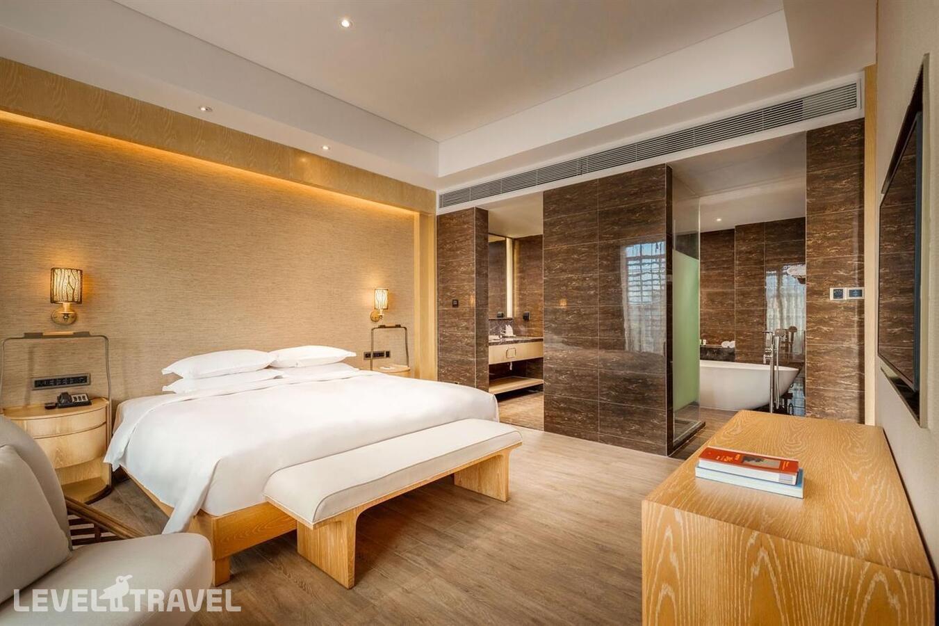 фотографии номера Роскошный люкс (2 комнаты) отеля Mangrove Tree Resort World Sanya Bay в Китай(Санья) - фото №1