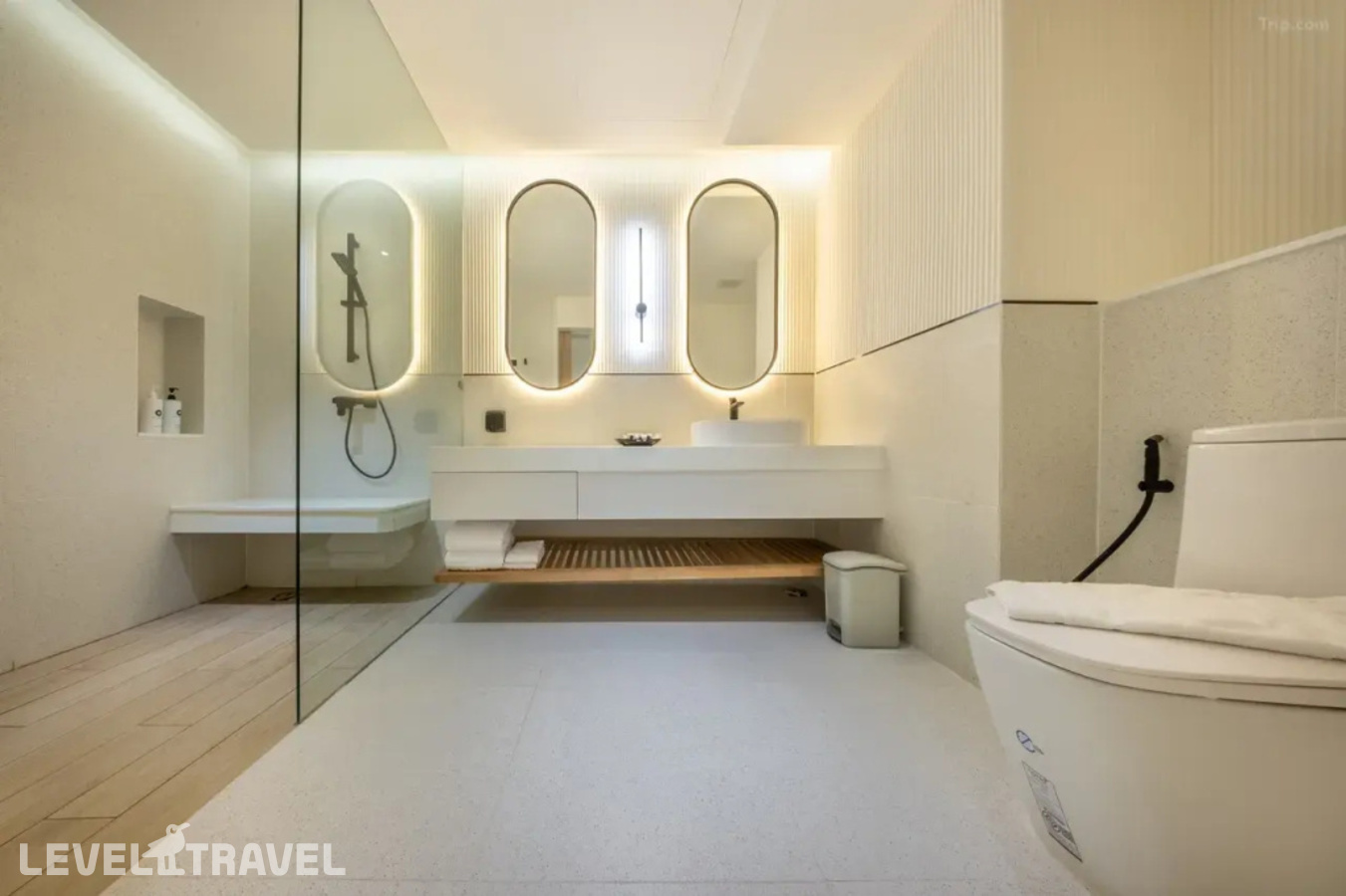 фотографии номера Делюкс премьер отеля Royal Benja Hotel в Таиланд(Бангкок) - фото №19
