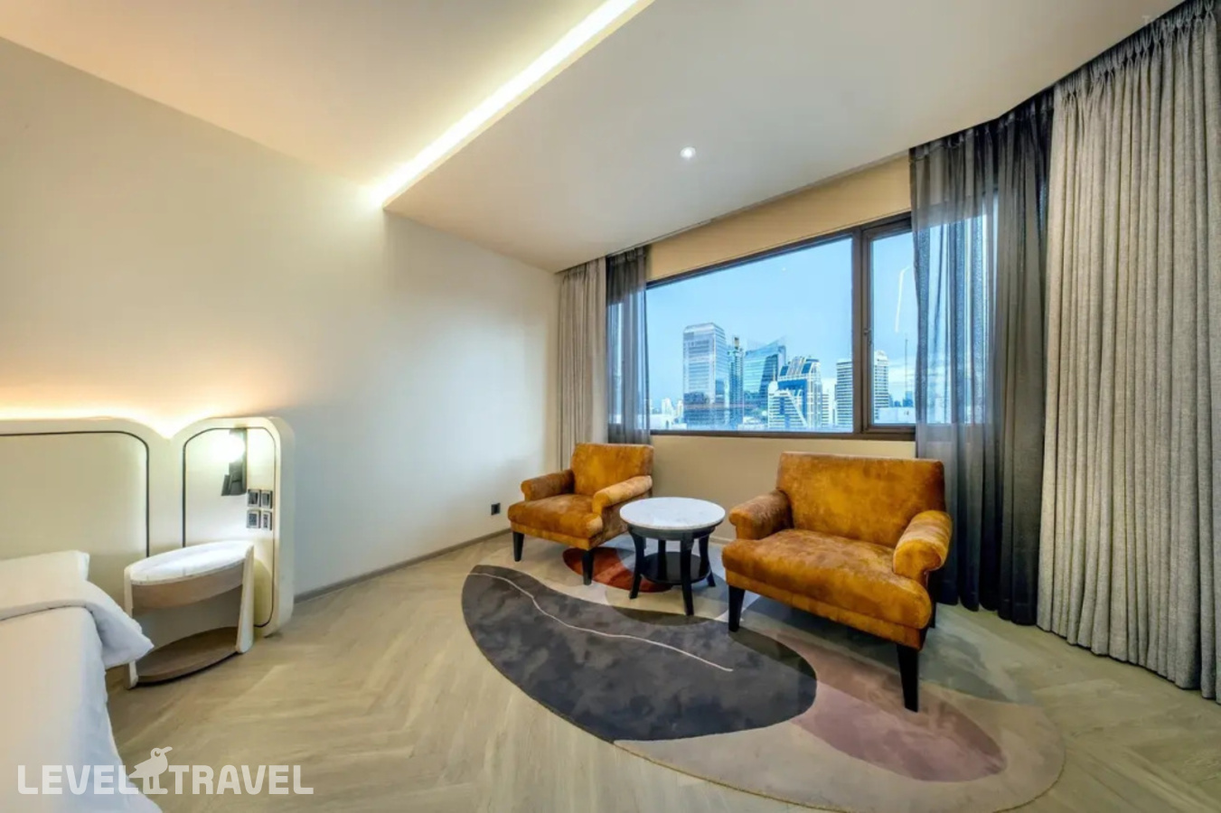 фотографии номера Делюкс премьер отеля Royal Benja Hotel в Таиланд(Бангкок) - фото №6