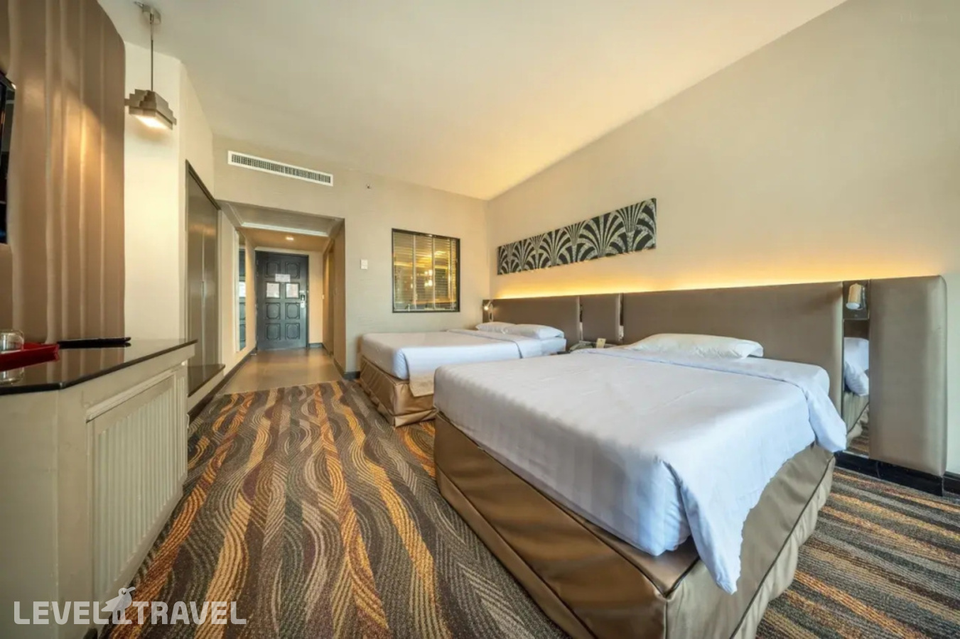 фотографии номера Трёхместный номер Grand Deluxe отеля Royal Benja Hotel в Таиланд(Бангкок) - фото №5
