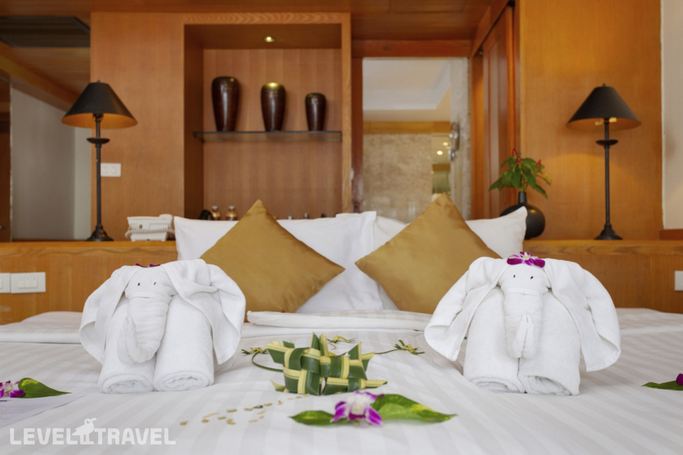 фотографии номера Делюкс (две односпальные кровати) отеля Seaview Patong Hotel в Таиланд(Патонг Бич) - фото №4