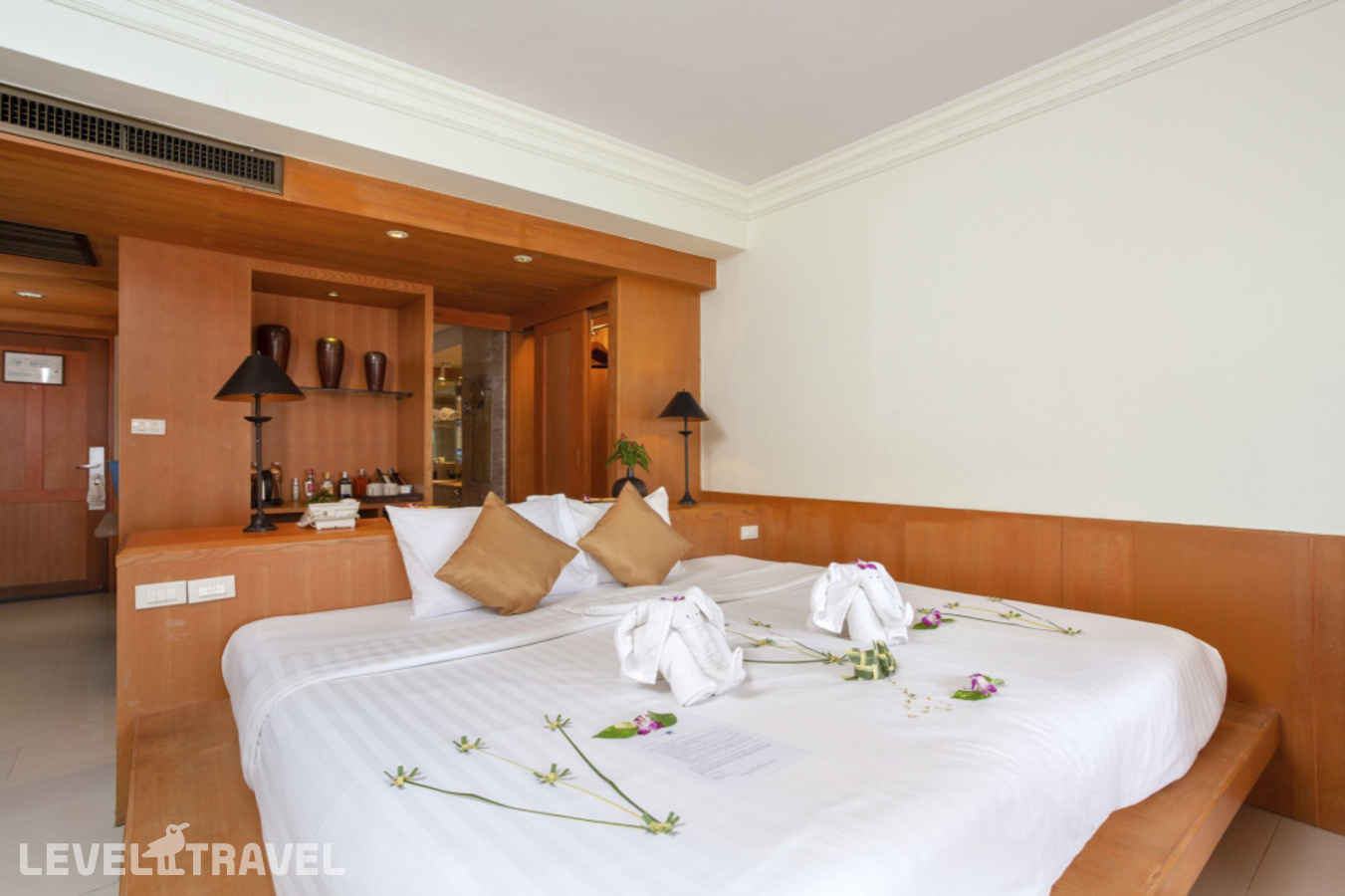 фотографии номера Делюкс (две односпальные кровати) отеля Seaview Patong Hotel в Таиланд(Патонг Бич) - фото №2