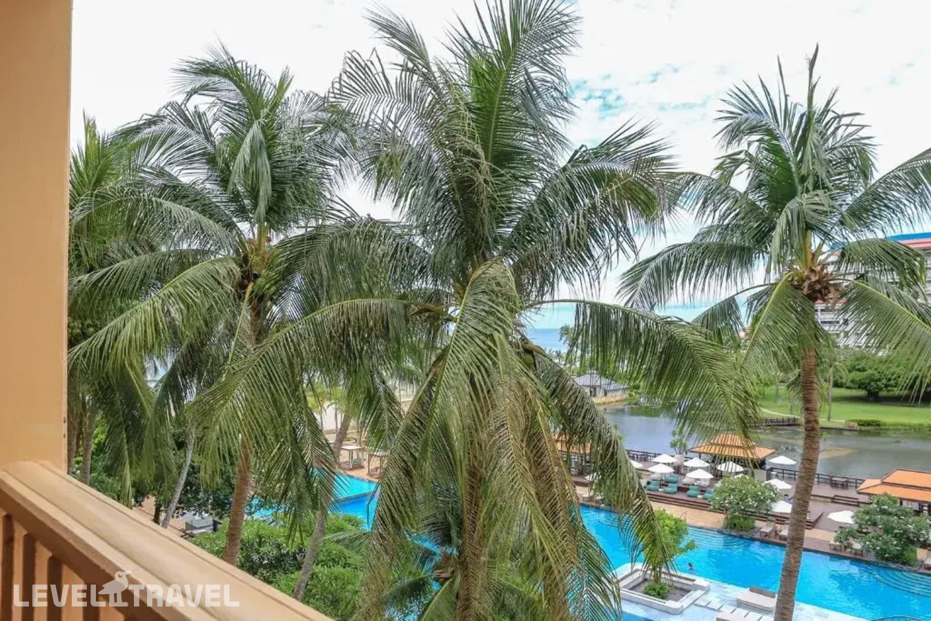 фотографии номера Делюкс отеля Dusit Thani Hua Hin в Таиланд(Хуа Хин) - фото №11