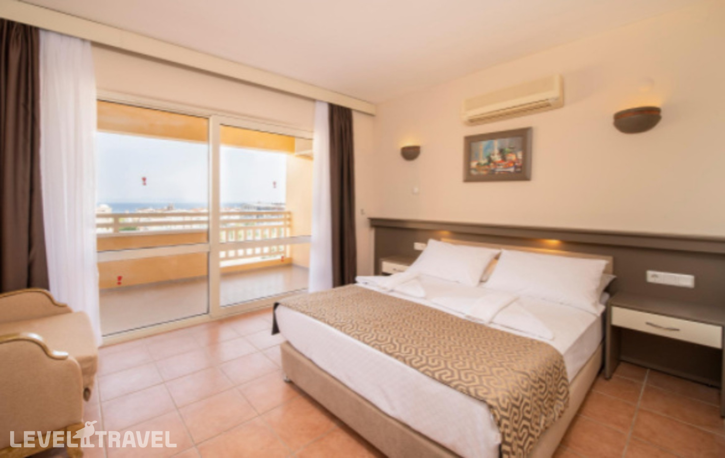 фотографии номера Экономичный номер отеля Esra Hotel Family Suites в Турция(Дидим) - фото №4