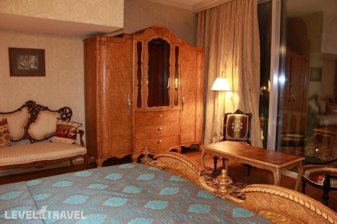 фотографии номера Полулюкс отеля Vinotel в Грузия(Тбилиси) - фото №4