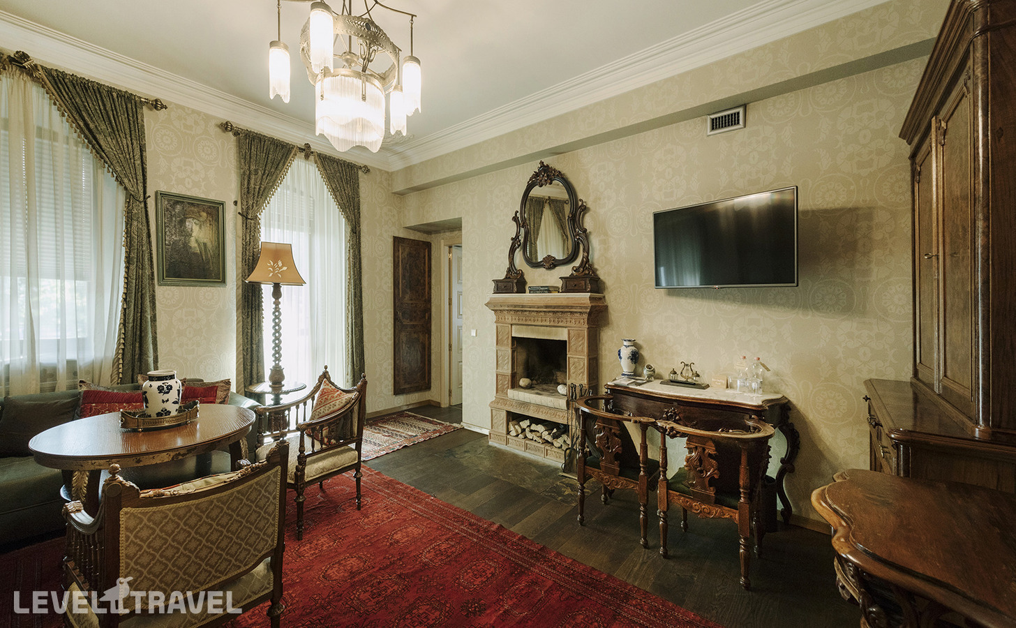 фотографии номера Люкс отеля Vinotel в Грузия(Тбилиси) - фото №9