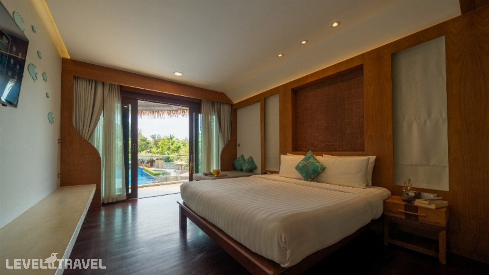 фотографии номера Делюкс с видом на бассейн отеля Tup Kaek Sunset Beach Resort & Spa в Таиланд(Туб Каек) - фото №2
