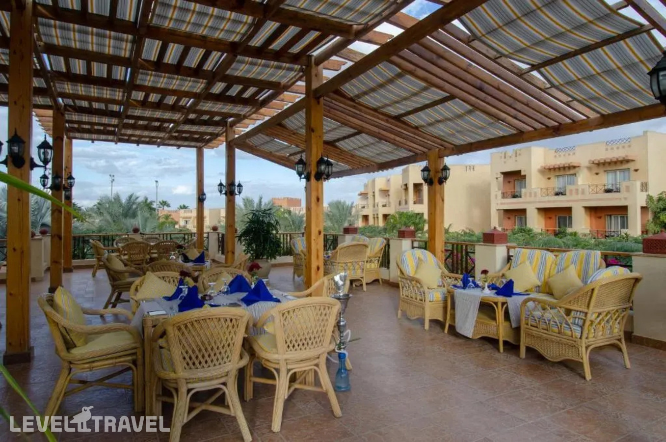 фотографии номера Улучшенный номер отеля Swiss Inn Pyramids Golf в Египет(Каир) - фото №13