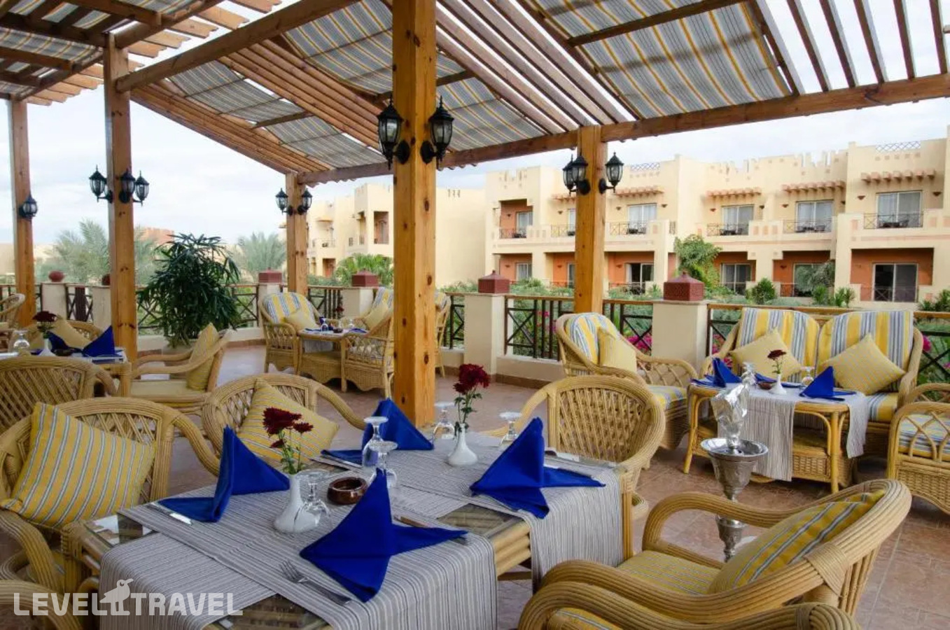 фотографии номера Полулюкс отеля Swiss Inn Pyramids Golf в Египет(Каир) - фото №12