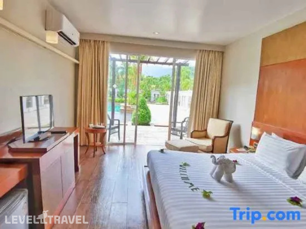 фотографии номера Делюкс с видом на сад отеля Mission Hills Golf Resort & Spa в Таиланд(Пор Бэй) - фото №11