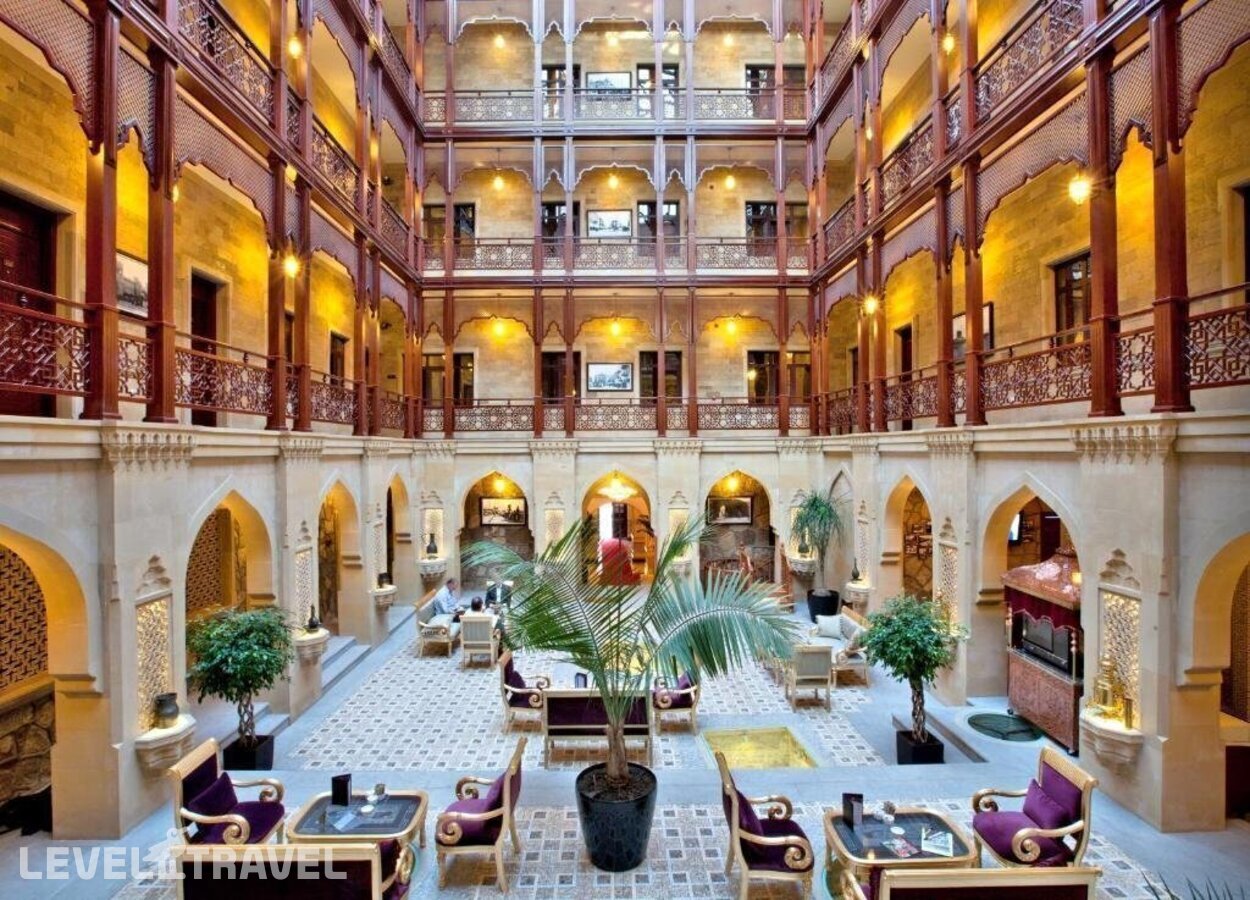 фотографии номера Семейный люкс отеля Shah Palace Hotel в Азербайджан(Баку) - фото №5