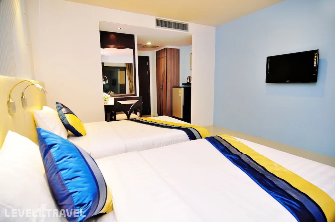 фотографии номера Стандартный (две односпальные кровати) отеля The Blueco Hotel в Таиланд(Ката Бич) - фото №10