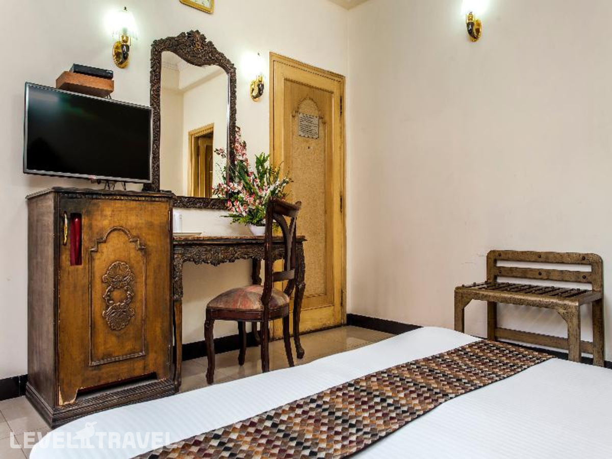 фотографии номера Улучшенный номер отеля Sunstar Residency Hotel в Индия(Нью-Дели) - фото №3