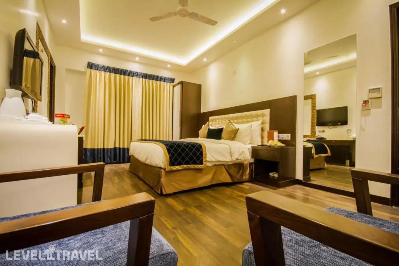 фотографии номера Представительский (две односпальные кровати) отеля Grand Godwin Hotel в Индия(Нью-Дели) - фото №8