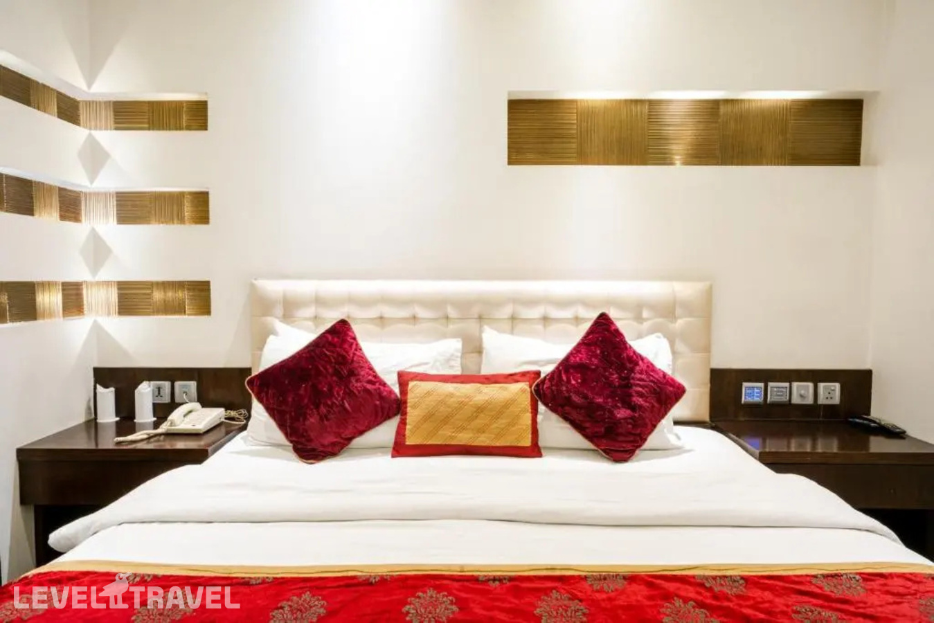 фотографии номера Представительский (две односпальные кровати) отеля Grand Godwin Hotel в Индия(Нью-Дели) - фото №6