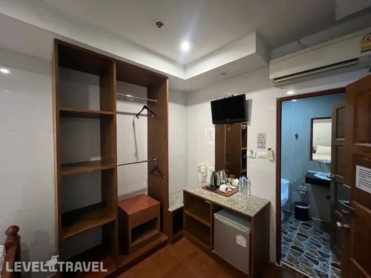фотографии номера Стандартный номер отеля Patong Dynasty Hotel в Таиланд(Патонг Бич) - фото №4