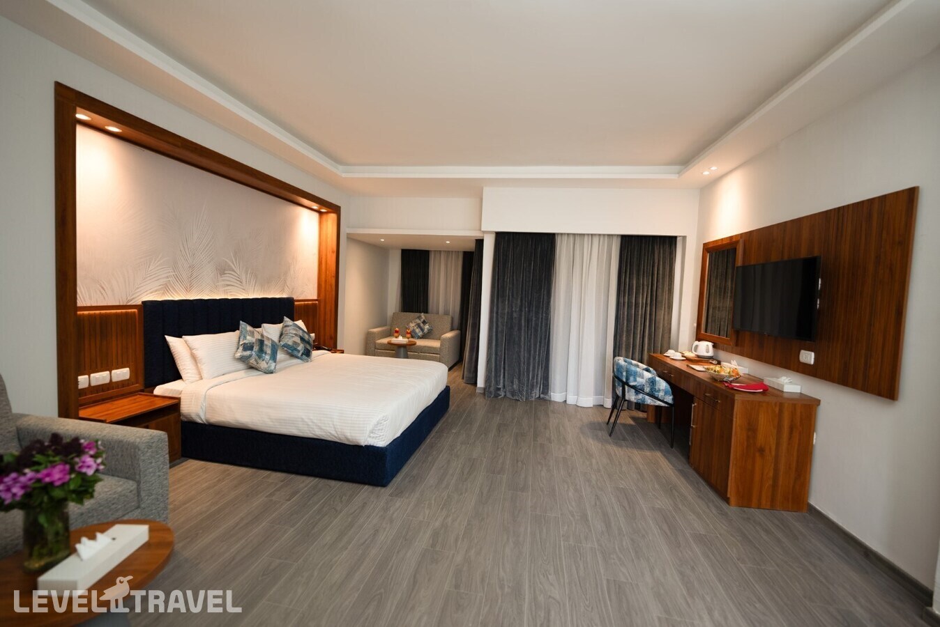 фотографии номера Премиум с видом на бассейн отеля Golden Beach Resort (Ex. Movie Gate Hurghada) в Египет(Хургада (город)) - фото №1