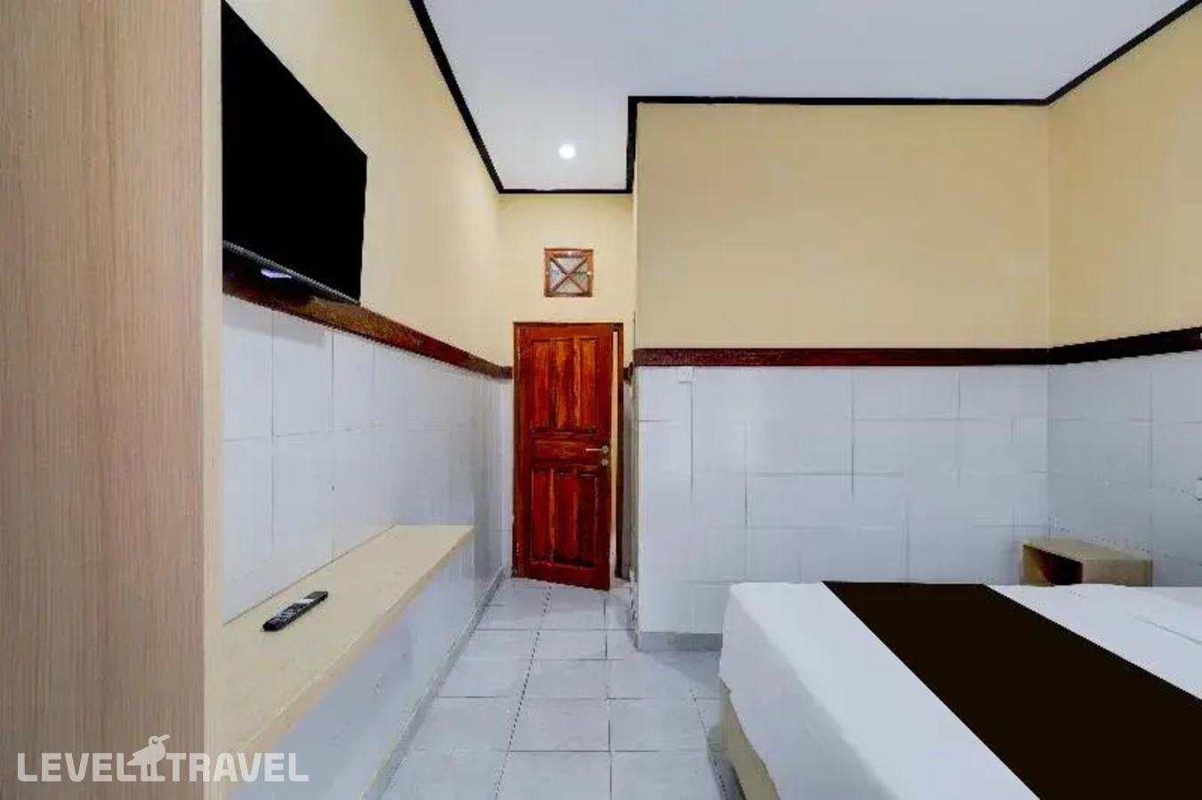 фотографии номера Люкс (две односпальные кровати) отеля Sayang Maha Mertha Hotel в Индонезия(Кута) - фото №4