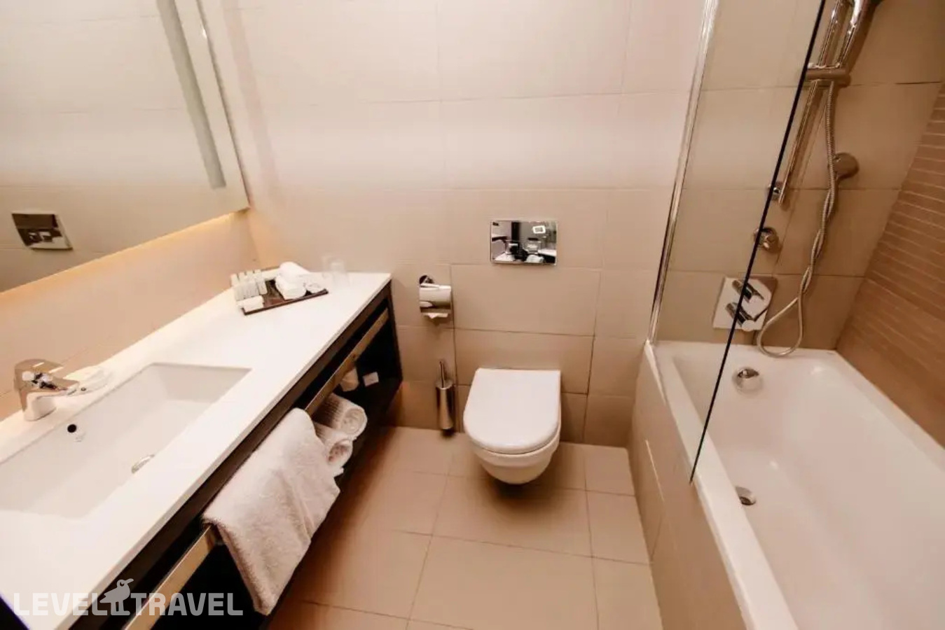 фотографии номера Стандартный (две односпальные кровати) отеля Crowne Plaza Belgrade в Сербия(Белград) - фото №7