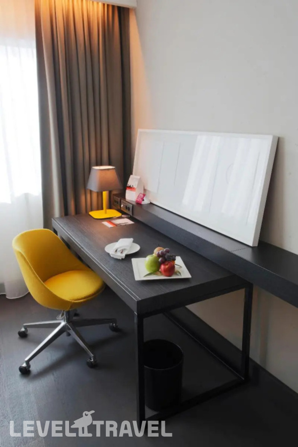 фотографии номера Стандартный (две односпальные кровати) отеля Crowne Plaza Belgrade в Сербия(Белград) - фото №3