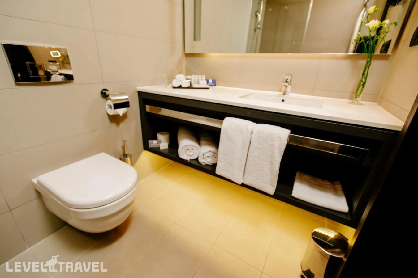 фотографии номера Стандартный (две односпальные кровати) отеля Crowne Plaza Belgrade в Сербия(Белград) - фото №6