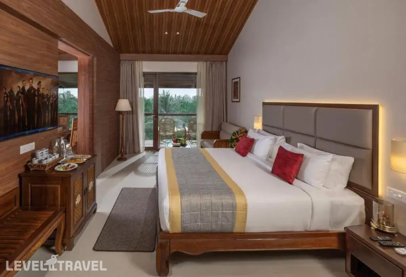 фотографии номера Стандартный номер отеля Uday Suites в Индия(Керала) - фото №7