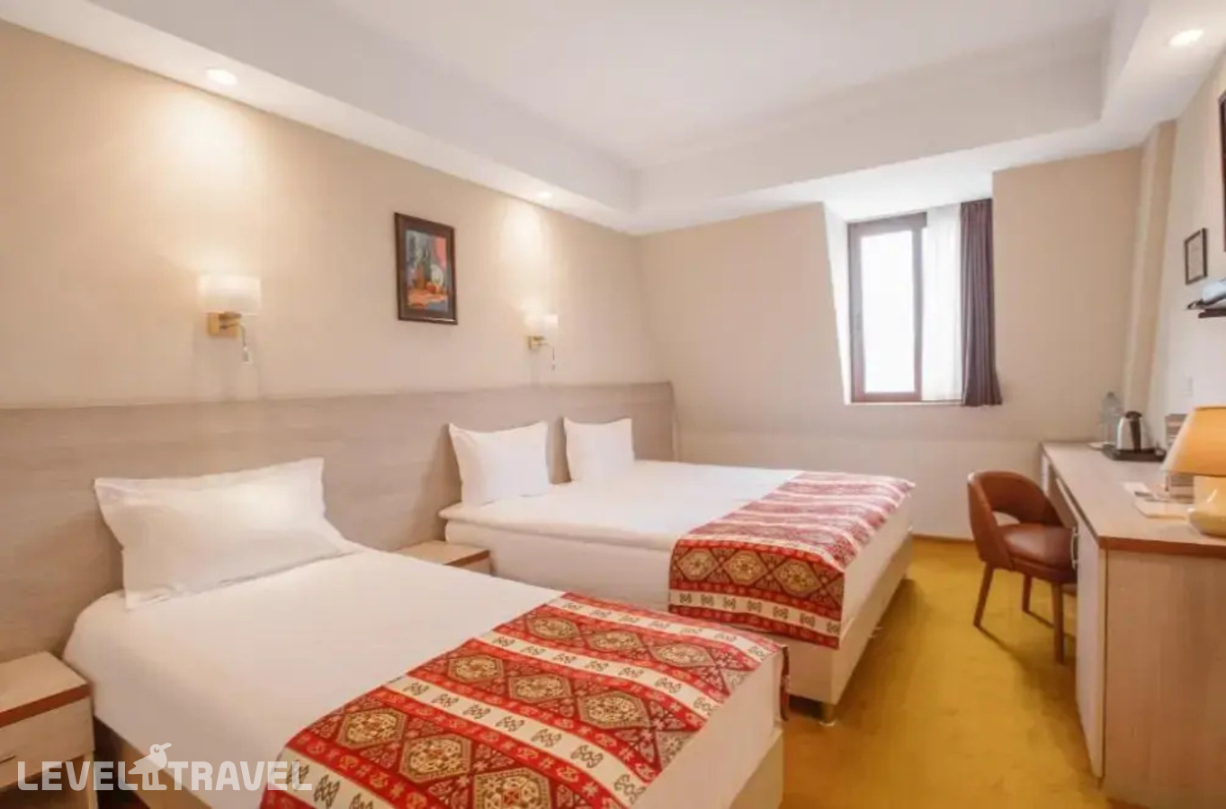 фотографии номера Трехместный семейный отеля Urban Boutique Hotel в Грузия(Тбилиси) - фото №3