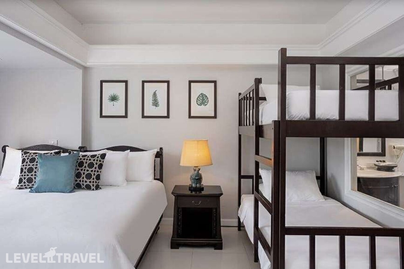 фотографии номера Семейный делюкс с террасой отеля Thavorn Palm Beach Resort в Таиланд(Карон Бич) - фото №5