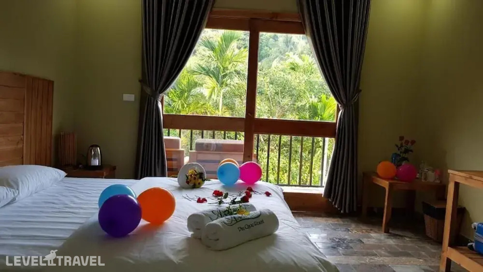 фотографии номера Стандартный с балконом отеля Azura Phu Quoc Resort в Вьетнам(Фукуок) - фото №4