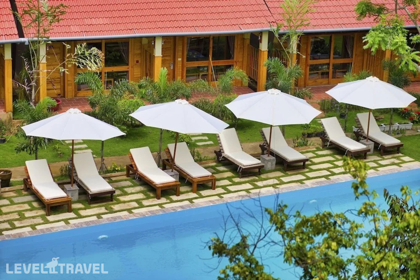 фотографии номера Делюкс с видом на сад (две односпальные кровати) отеля Azura Phu Quoc Resort в Вьетнам(Фукуок) - фото №1