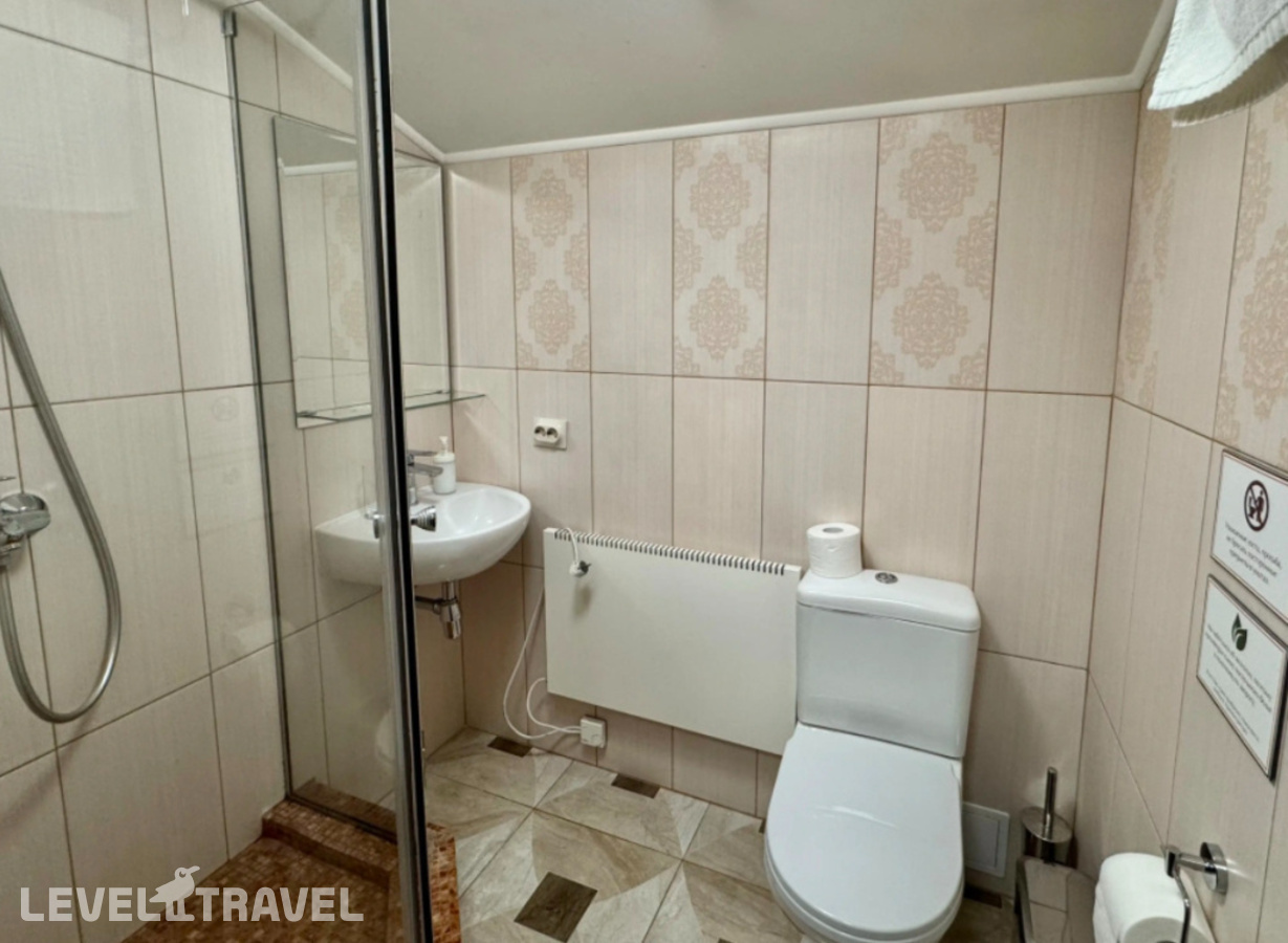 фотографии номера Стандартный (две односпальные кровати) отеля Tyumen Time Hotel в Россия(Тюмень) - фото №9