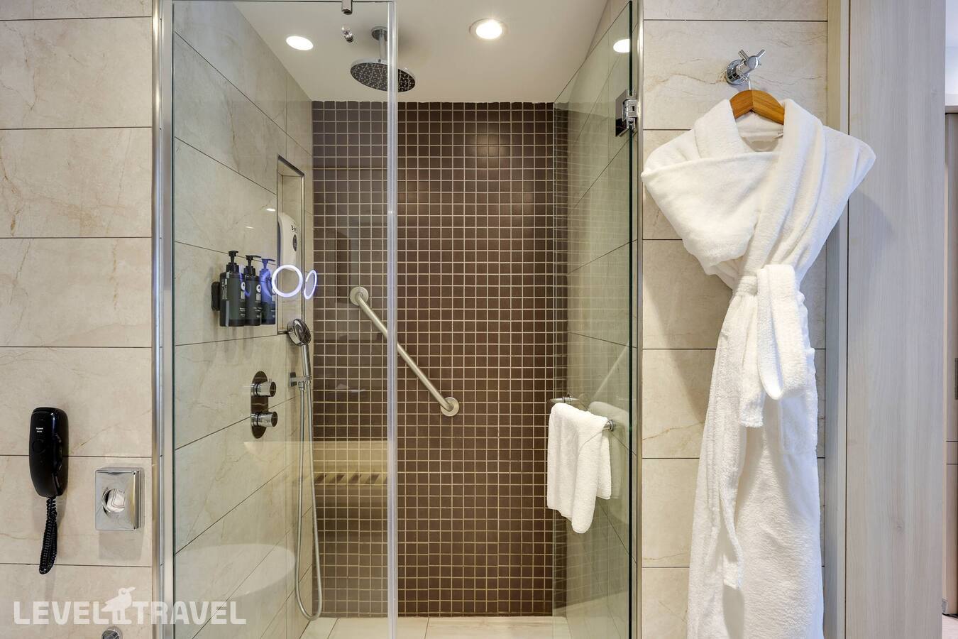 фотографии номера Полулюкс отеля Ramada By Wyndham Istanbul Old City в Турция(Фатих) - фото №5