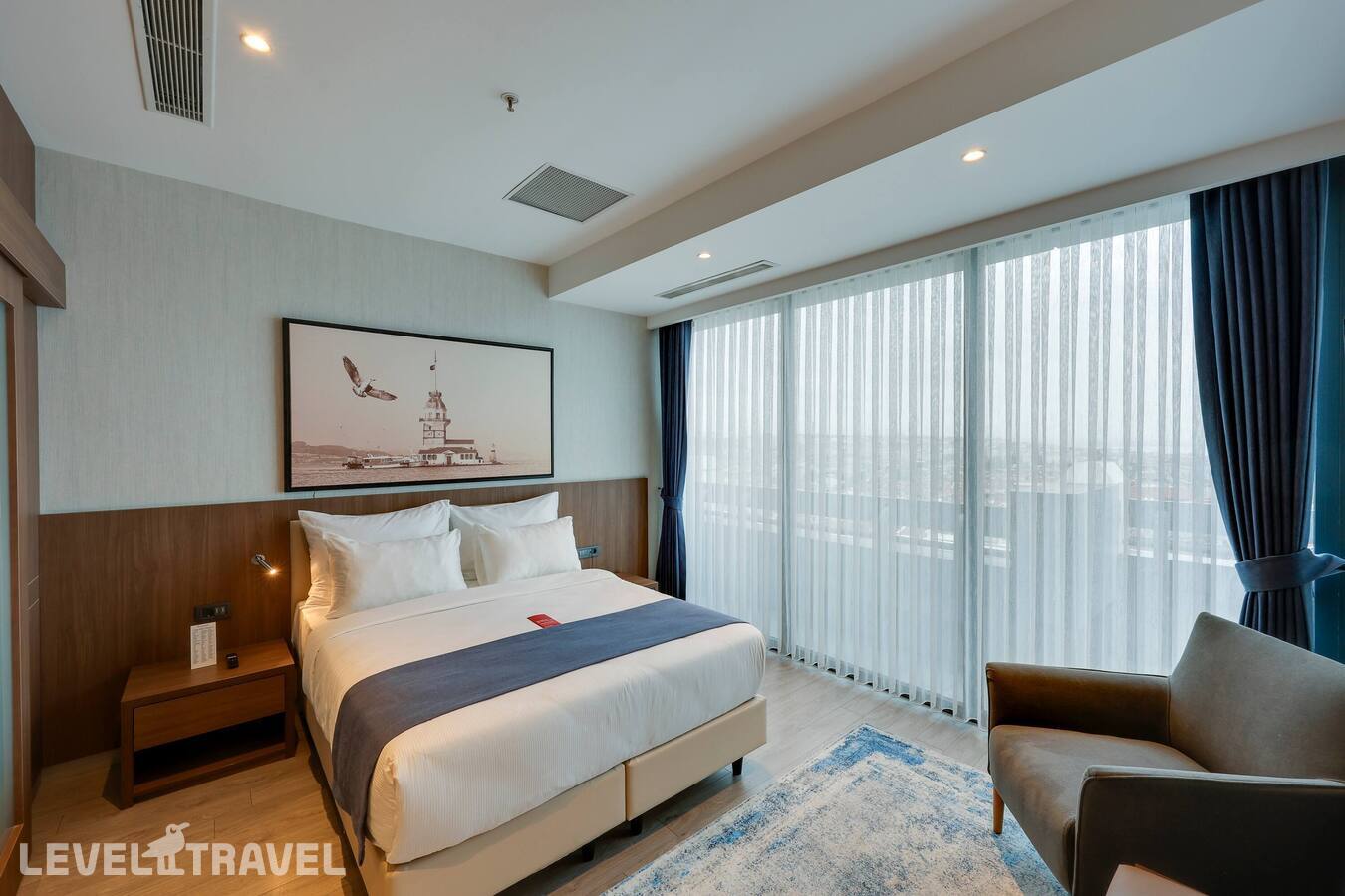 фотографии номера Люкс отеля Ramada By Wyndham Istanbul Old City в Турция(Фатих) - фото №2