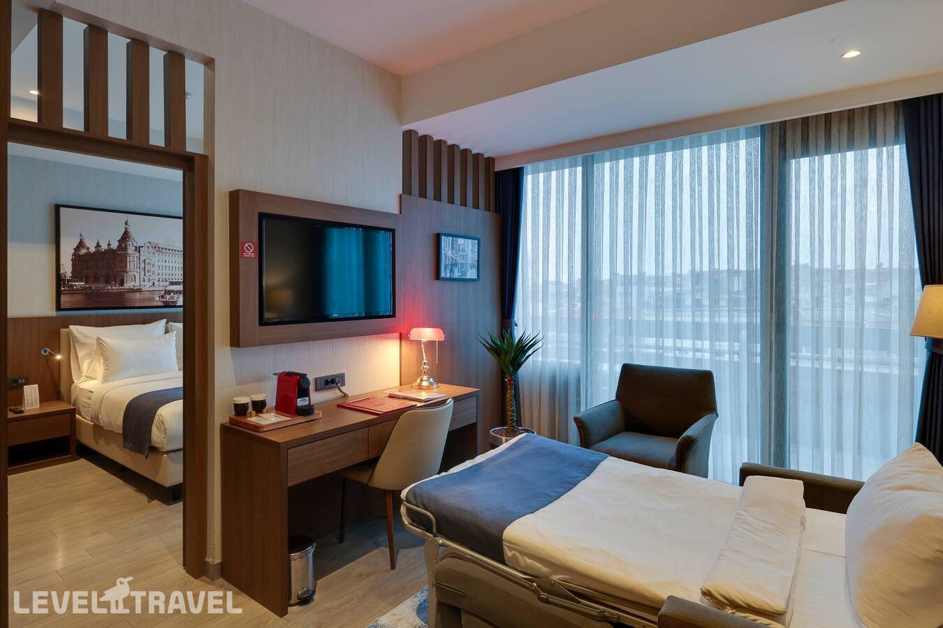 фотографии номера Люкс отеля Ramada By Wyndham Istanbul Old City в Турция(Фатих) - фото №3