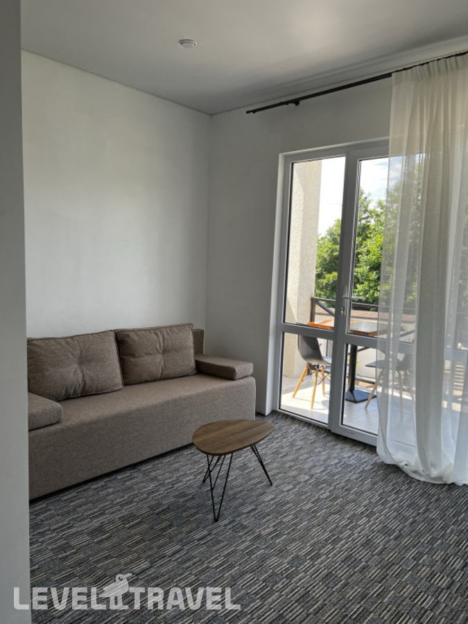фотографии номера Апартаменты с балконом (2 комнаты) отеля Higos Hotel в Абхазия(Алахадзы) - фото №5