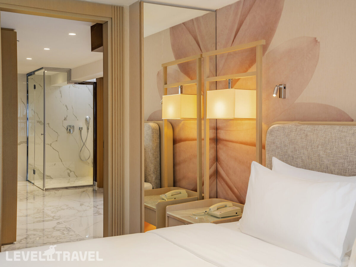 фотографии номера Люкс президентский отеля Movenpick Hotel Istanbul Bosphorus (Ex.Mercure Istanbul City Bosphorus) в Турция(Бешикташ) - фото №4