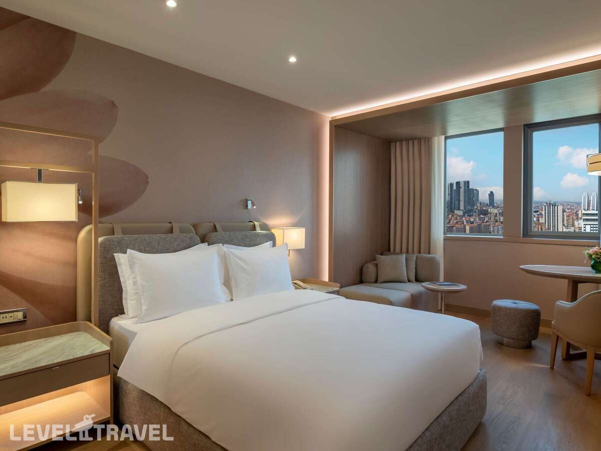 фотографии номера Делюкс с видом на город отеля Movenpick Hotel Istanbul Bosphorus (Ex.Mercure Istanbul City Bosphorus) в Турция(Бешикташ) - фото №3