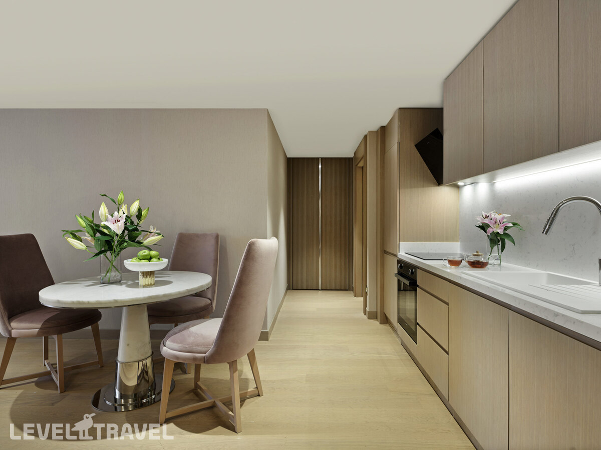 фотографии номера Семейный люкс с кухней отеля Movenpick Hotel Istanbul Bosphorus (Ex.Mercure Istanbul City Bosphorus) в Турция(Бешикташ) - фото №1