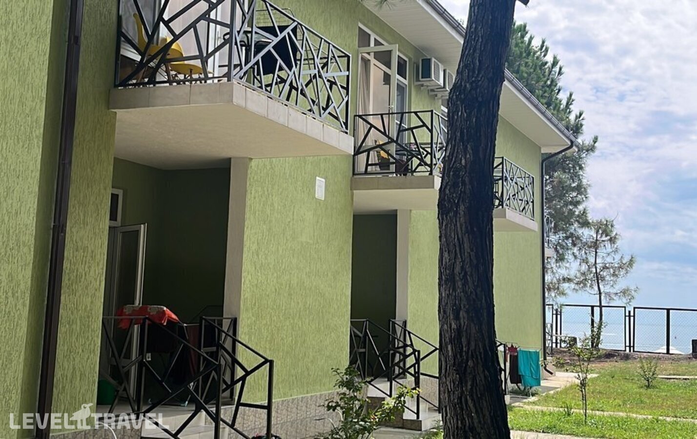фотографии номера Номер Комфорт (корпус 4) отеля База Отдыха Эра в Абхазия(Амзара) - фото №6