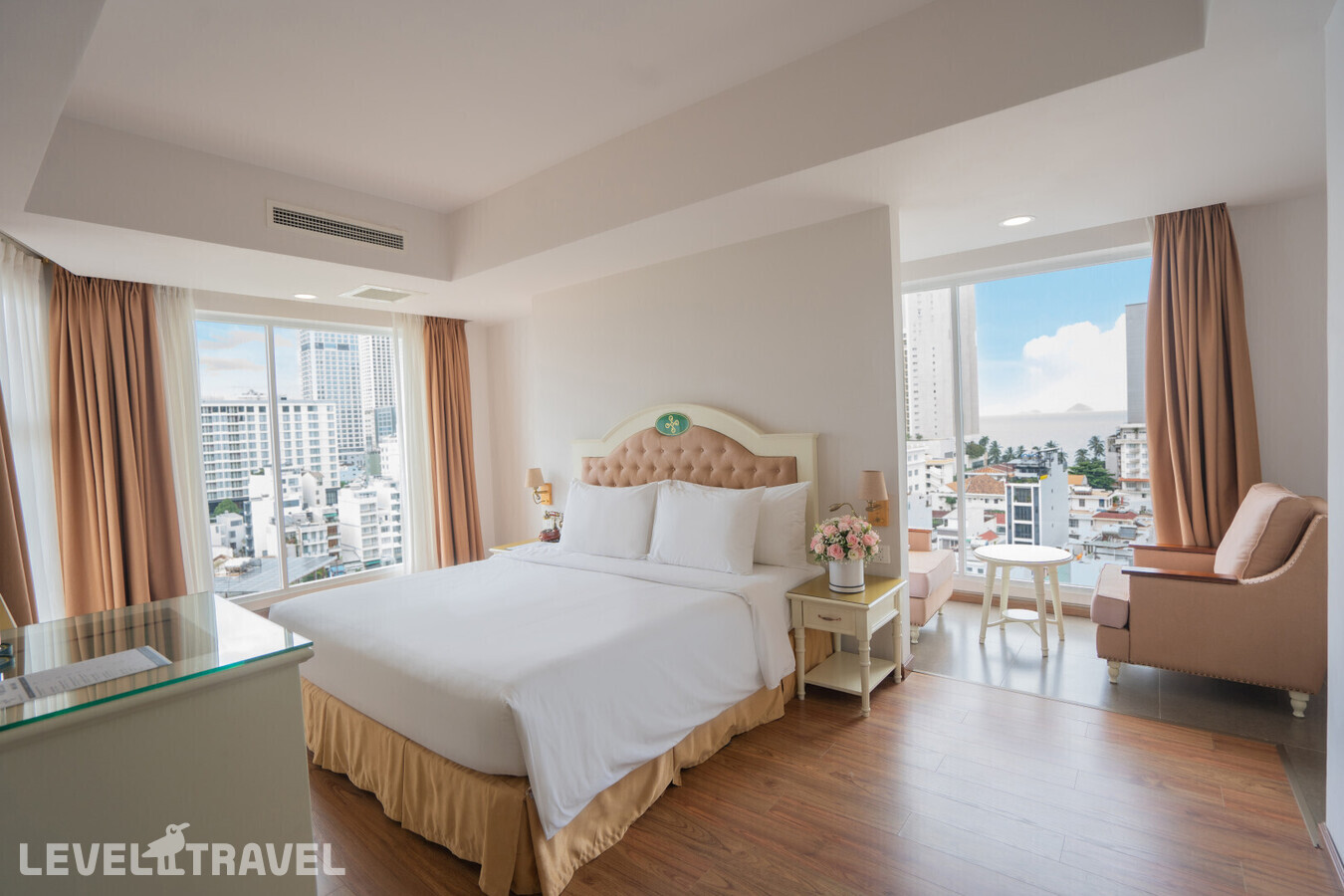 фотографии номера Люкс Prince отеля Nha Viet Nha Trang Hotel (Ex. Nha Trang Prince Hotel) в Вьетнам(Нячанг) - фото №3
