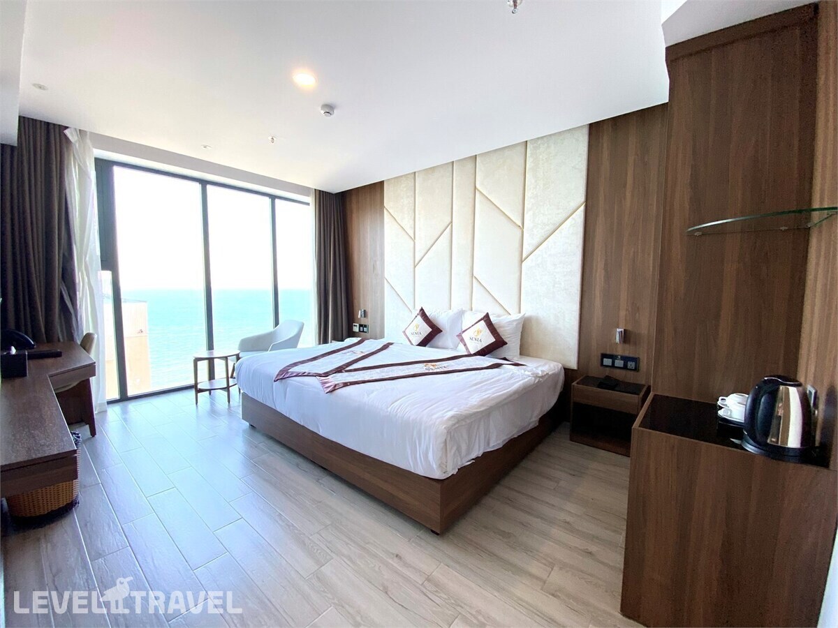 фотографии номера Делюкс с частичным видом на море отеля Senia Hotel в Вьетнам(Нячанг) - фото №1
