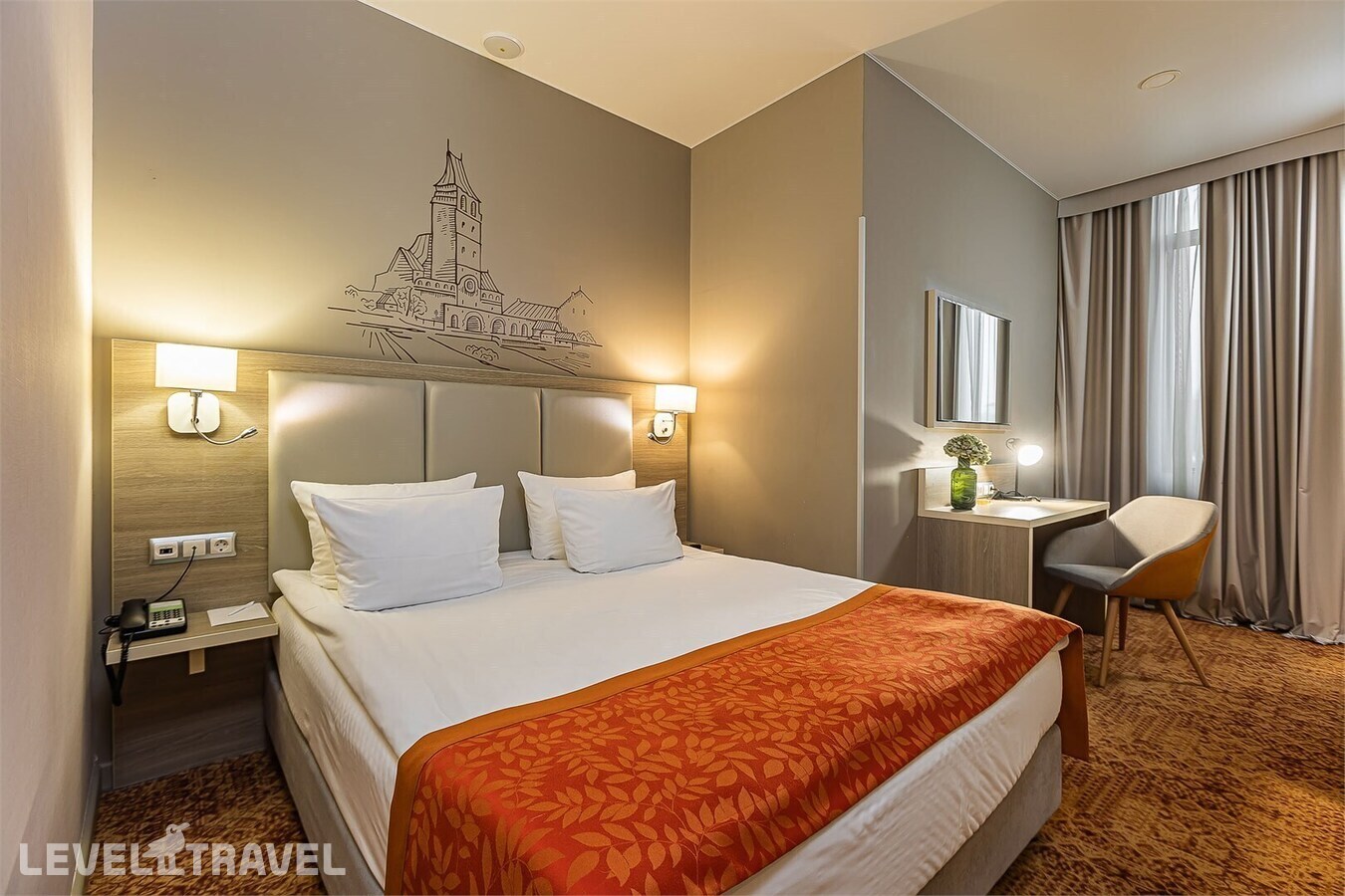 фотографии номера Стандартный с диваном и видом на реку отеля Holiday Inn Калининград в Россия(Калининград) - фото №1